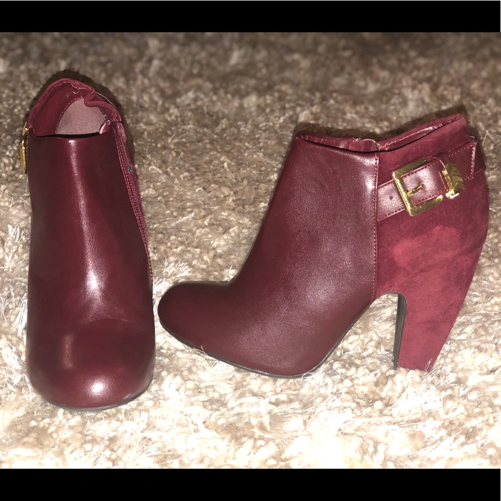 Ankle booties with thick heel
